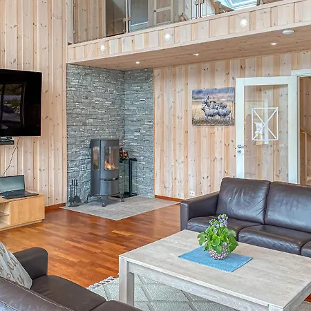 5 Bedroom Awesome In I Romsdal *