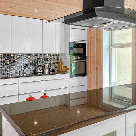 Дом отдыха 5 Bedroom Awesome In I Romsdal
